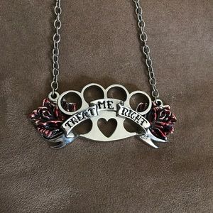 Rock Rebel TREAT ME RIGHT necklace